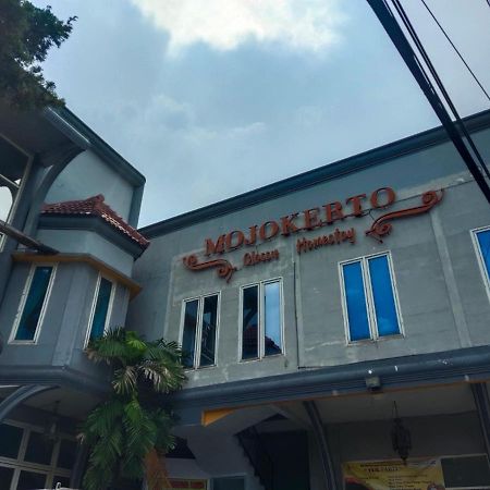 Mojokerto Classic Homestay Εξωτερικό φωτογραφία