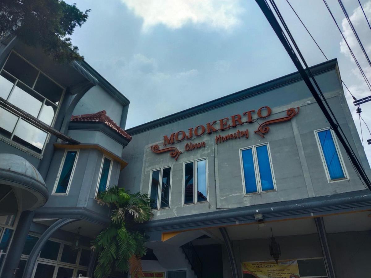 Mojokerto Classic Homestay Εξωτερικό φωτογραφία